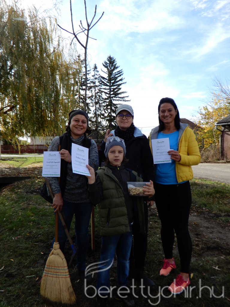 Közösségi faültetés Berettyóújfaluban 90
